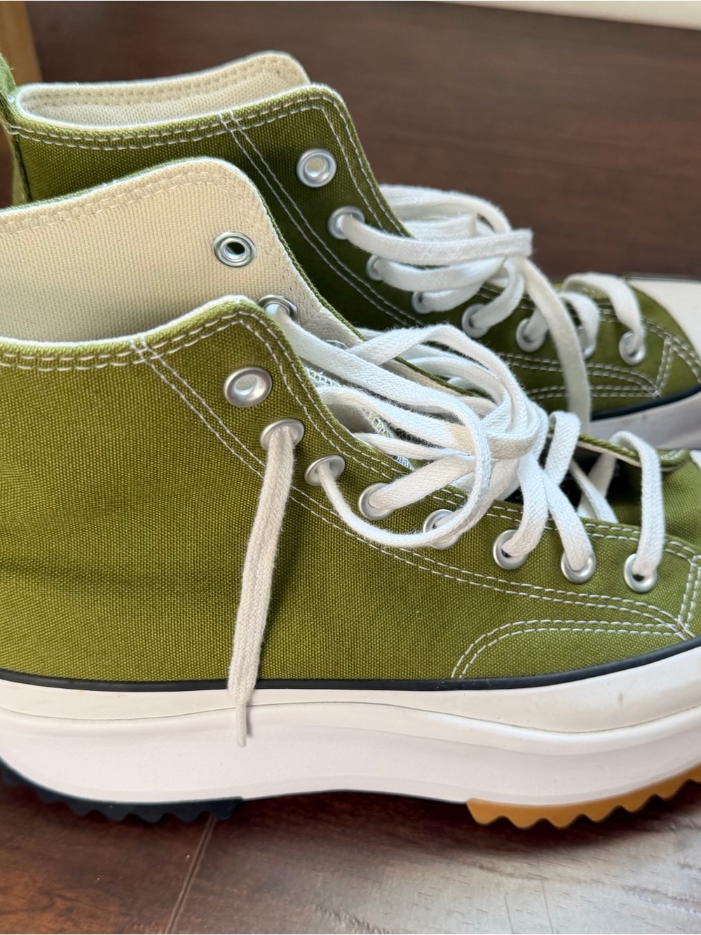 Converse Run Star Hike High Top Platform Sneakers Olive Green Women’s 10 - Picture 2 of 9